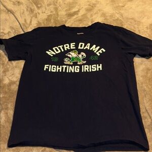 Notre dame fighting Irish short sleeve tee navy blue size L